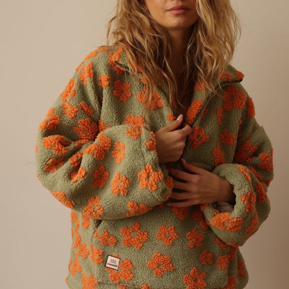 Noor | Zachte sherpa-fleece met bloemendetail