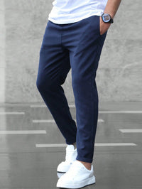 Donkerblauw