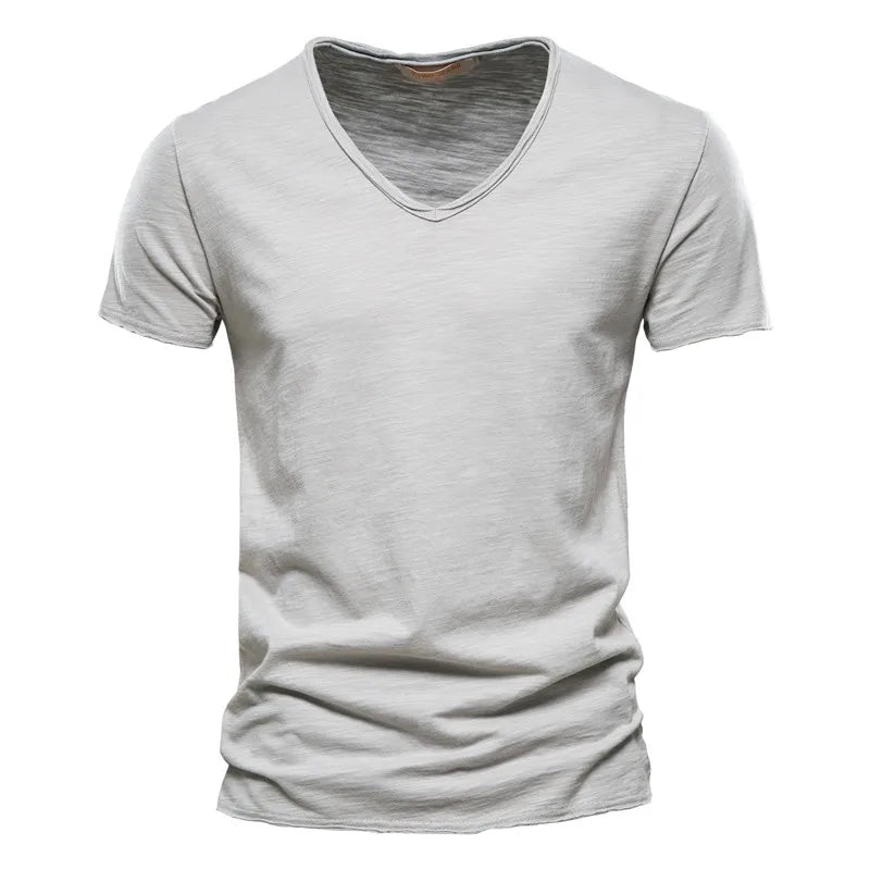 (1+1 gratis) Bastien | Licht en stijlvol T-shirt voor warme dagen